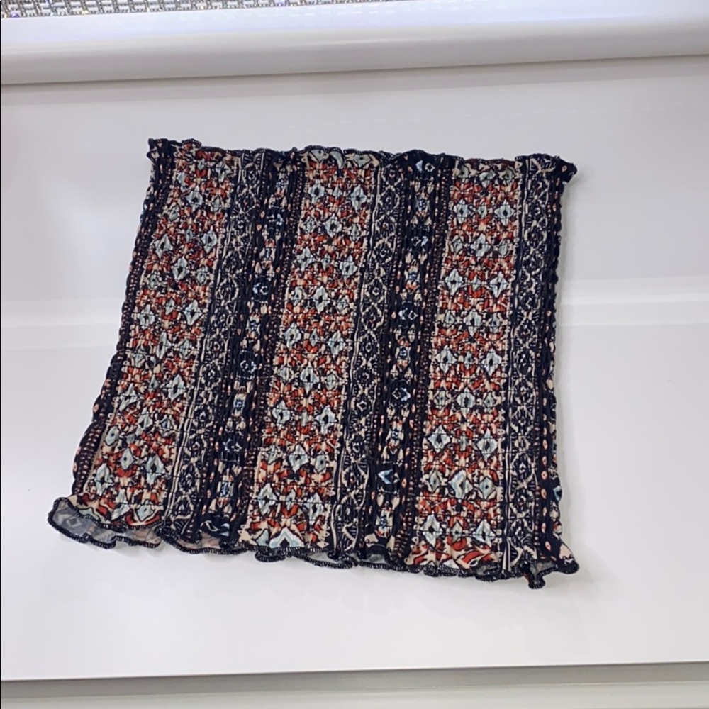 Tribal print bandeau top ✨